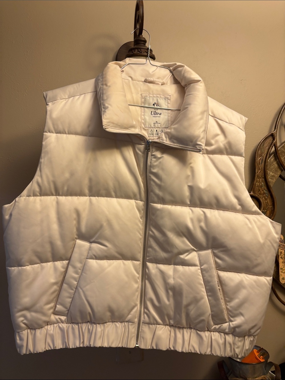 A&F Cream Puffer Vest
